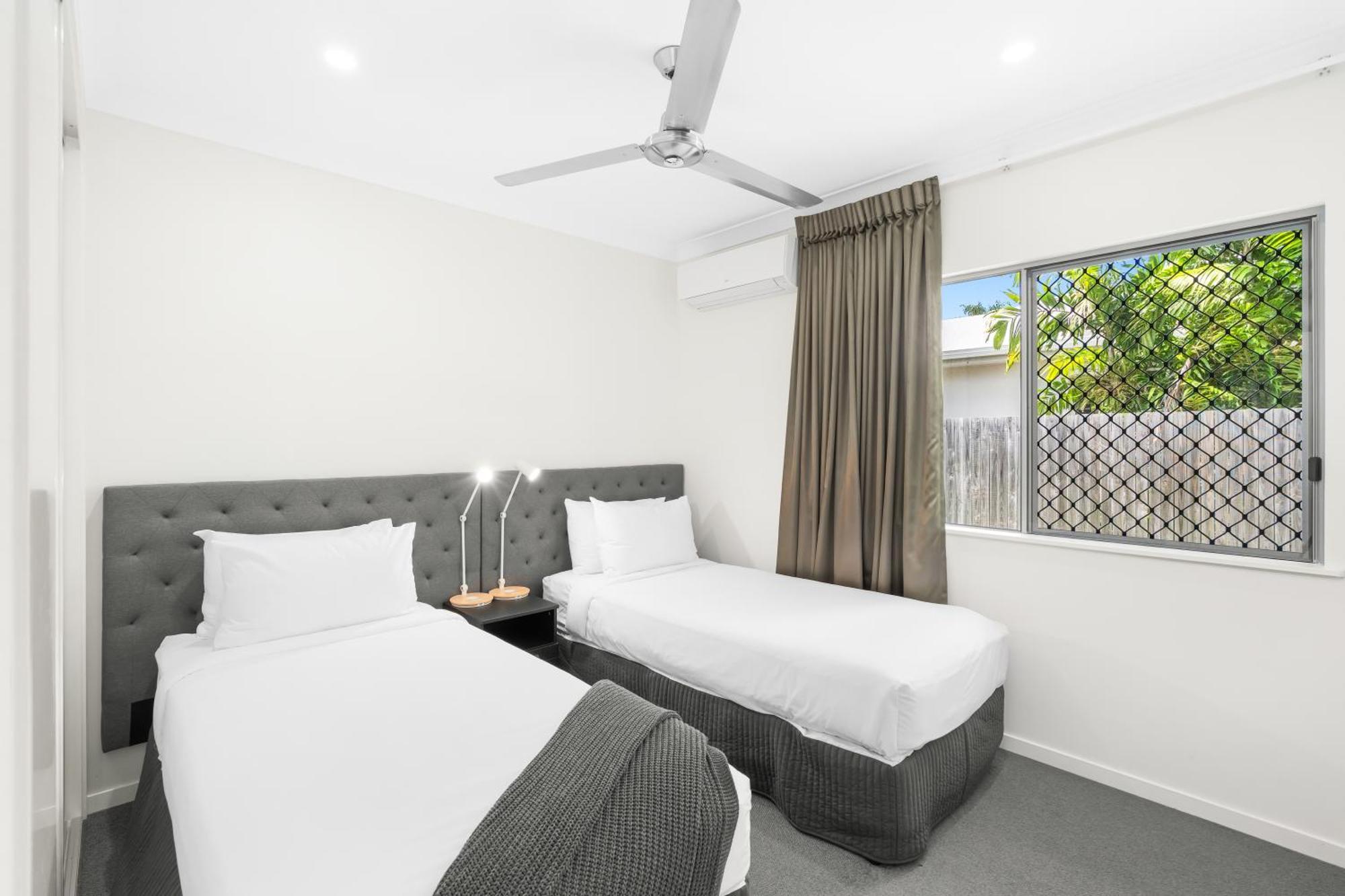 Blue Lagoon Villa B Cairns Exterior foto